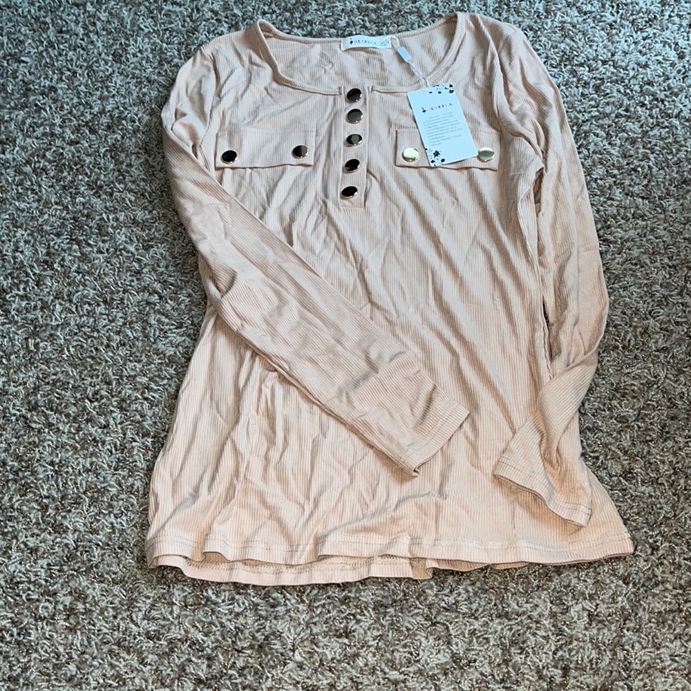 brad new with tags never worn